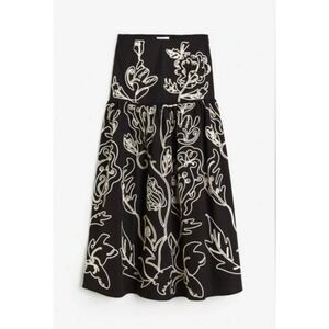 NWT H&M Embroidered Maxi Skirt Black‎ 8